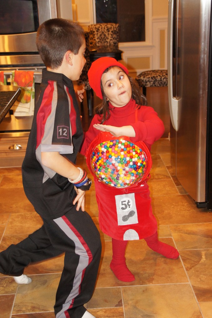 Red Gumball Machine Fights Peeta Mellark