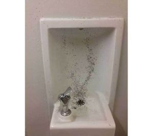 Dirty water fountain